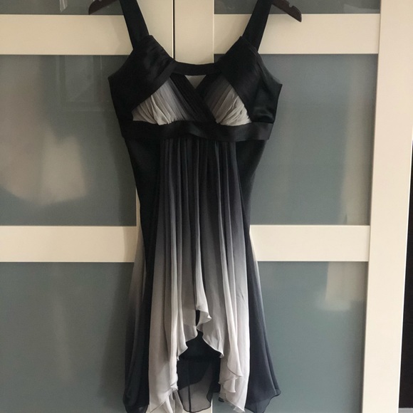 Dress - Picture 1 of 2